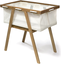 Oak bassinet with white fabric by Seimi