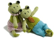 Lapin and me knitted Froggies