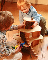 wood_tree_house Wooden Tree House