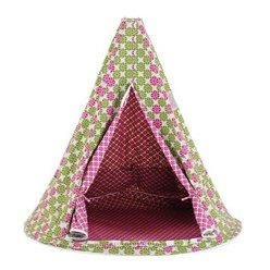 tent with aisha pattern 