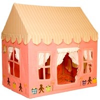 win green gingerbread house