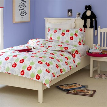 feather and black apple print bedlinen