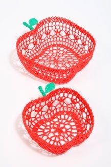 Sass & Belle Crochet Apple Bowls