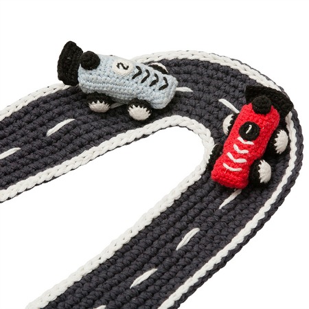 crochet race track